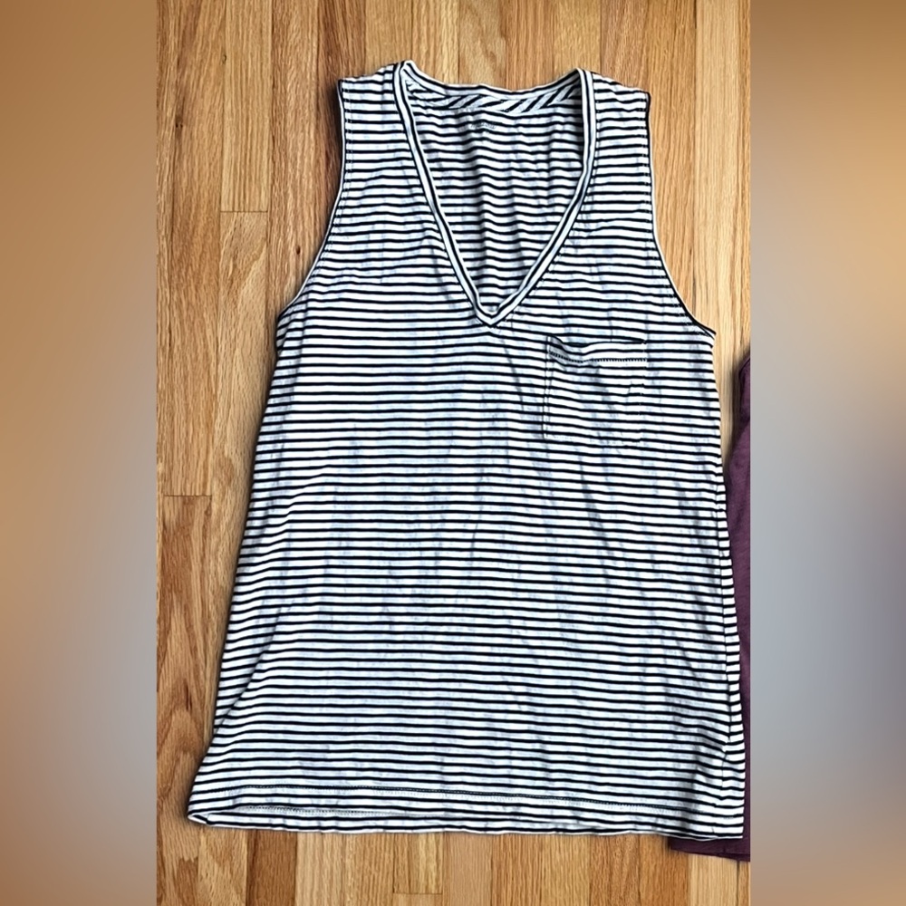 Madewell V-neck cotton tank top